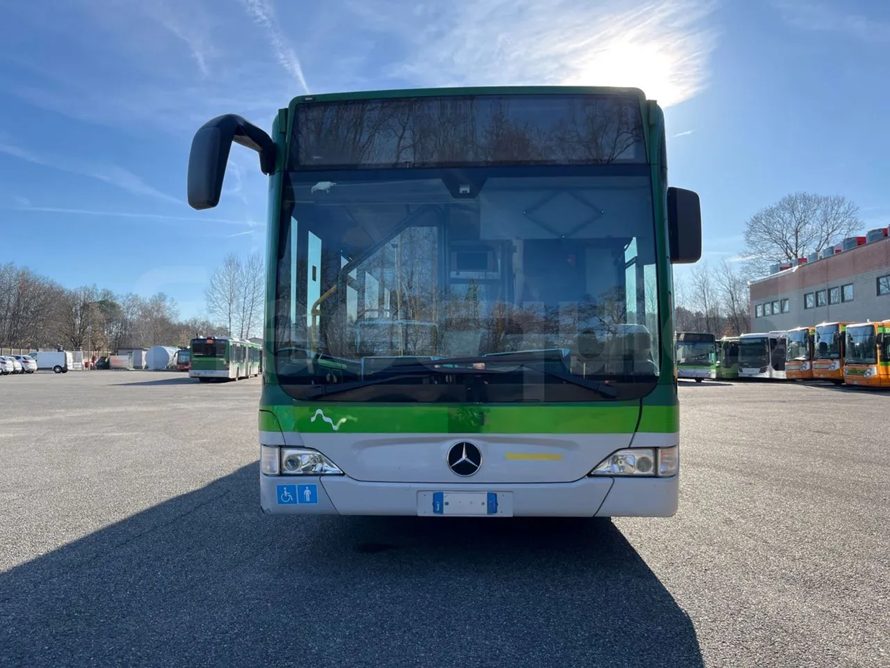Mercedes-Benz O 530 G- 3P - Euro5 - 260kW - 17.940mt - front photo