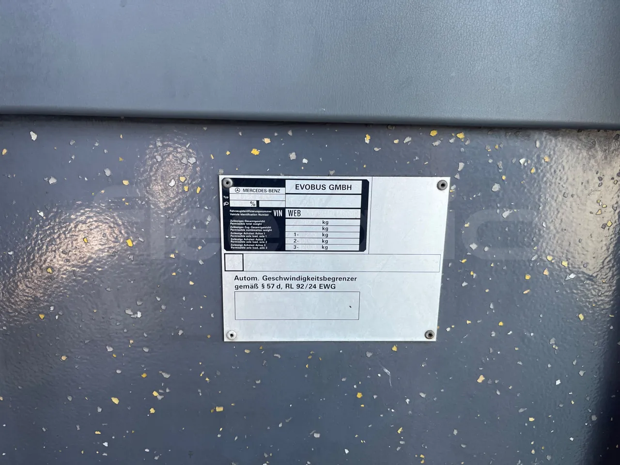 Mercedes-Benz O 530 G- 3P - Euro5 - 260kW - 17.940mt - vehicle plate photo