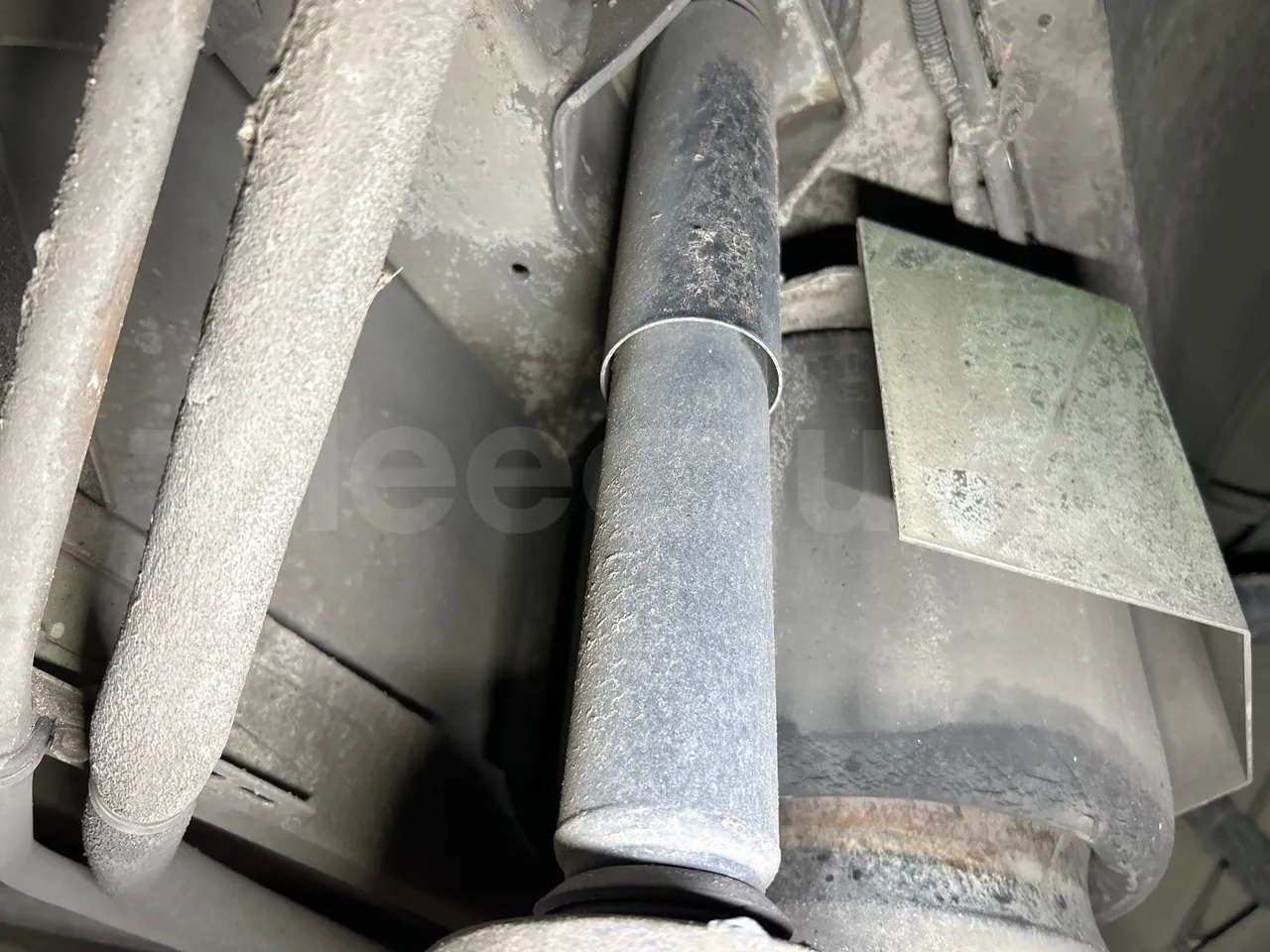 Mercedes-Benz O 530 G- 3P - Euro5 - 260kW - 17.940mt - axle 2 shock absorbers 1 left