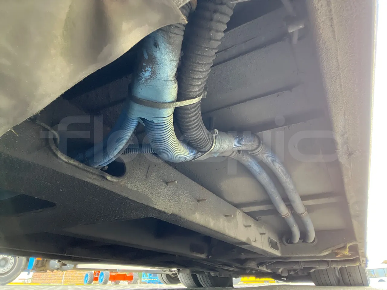 Solaris Urbino 18 - Euro 6 - 271 kW - 18 mt - front air springs left