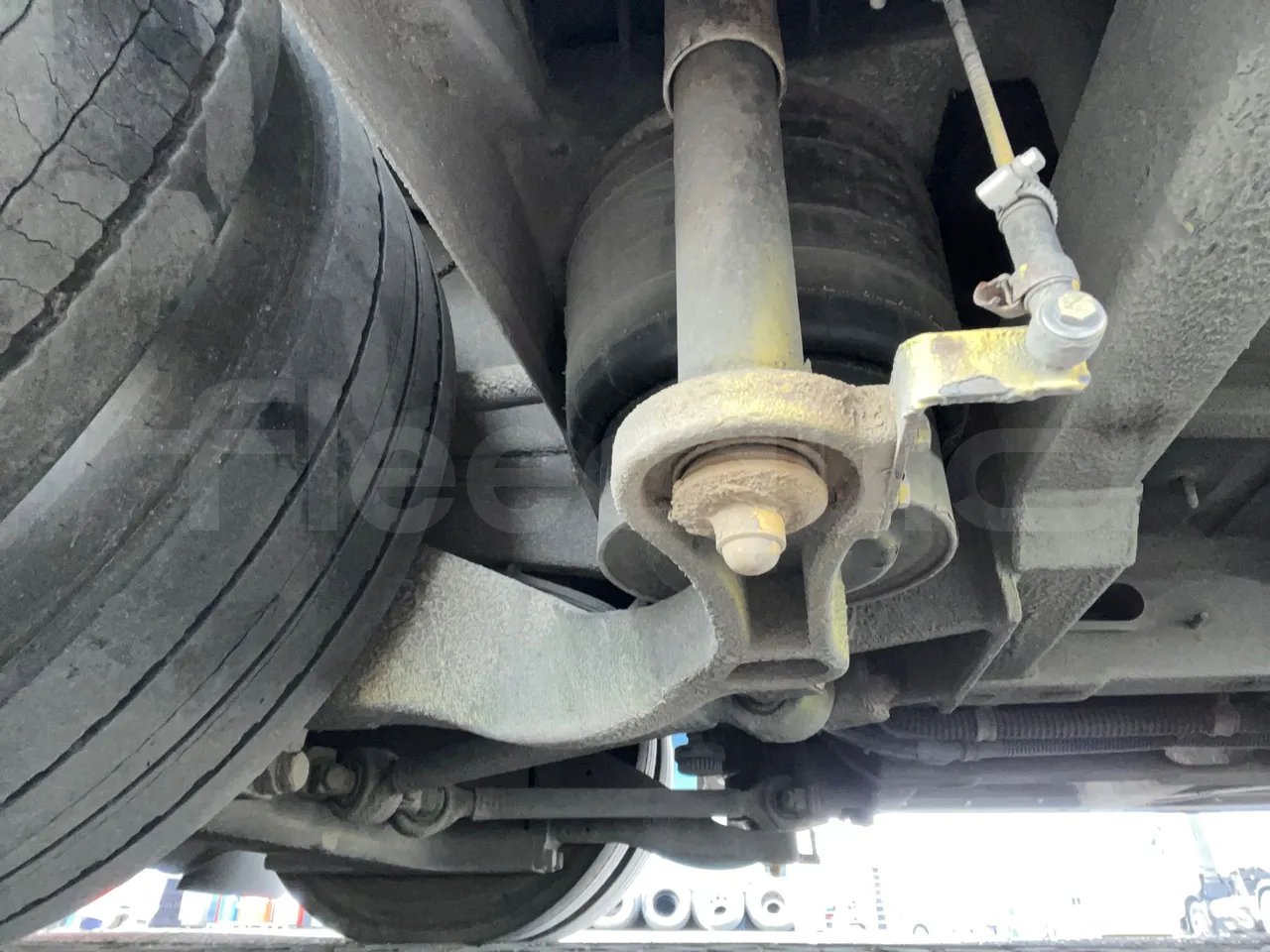 Solaris Urbino 18 - Euro 6 - 271 kW - 18 mt - axel 3 shock absorbers 2 left