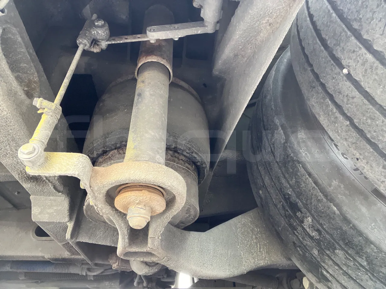 Solaris Urbino 18 - Euro 6 - 271 kW - 18 mt - axle 2 shock absorbers 1 right