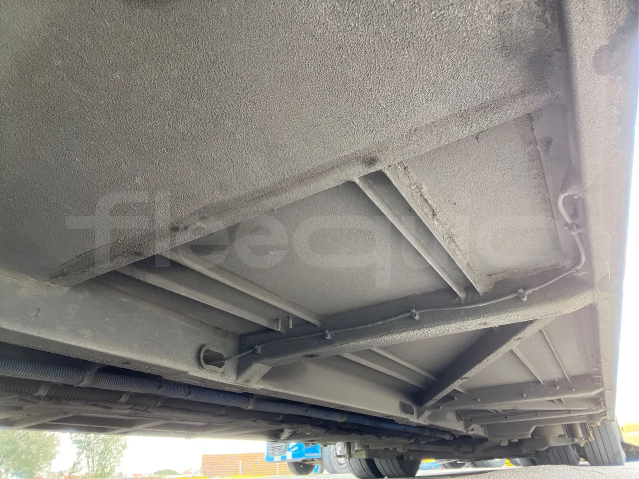 Solaris Urbino 18 - Euro 6 - 271 kW - 18 mt - central undercarriage photo