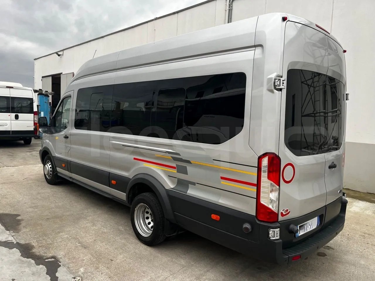 Ford Transit FBD - Euro6 - 114kW - 6.704mt - 3/4 left rear side