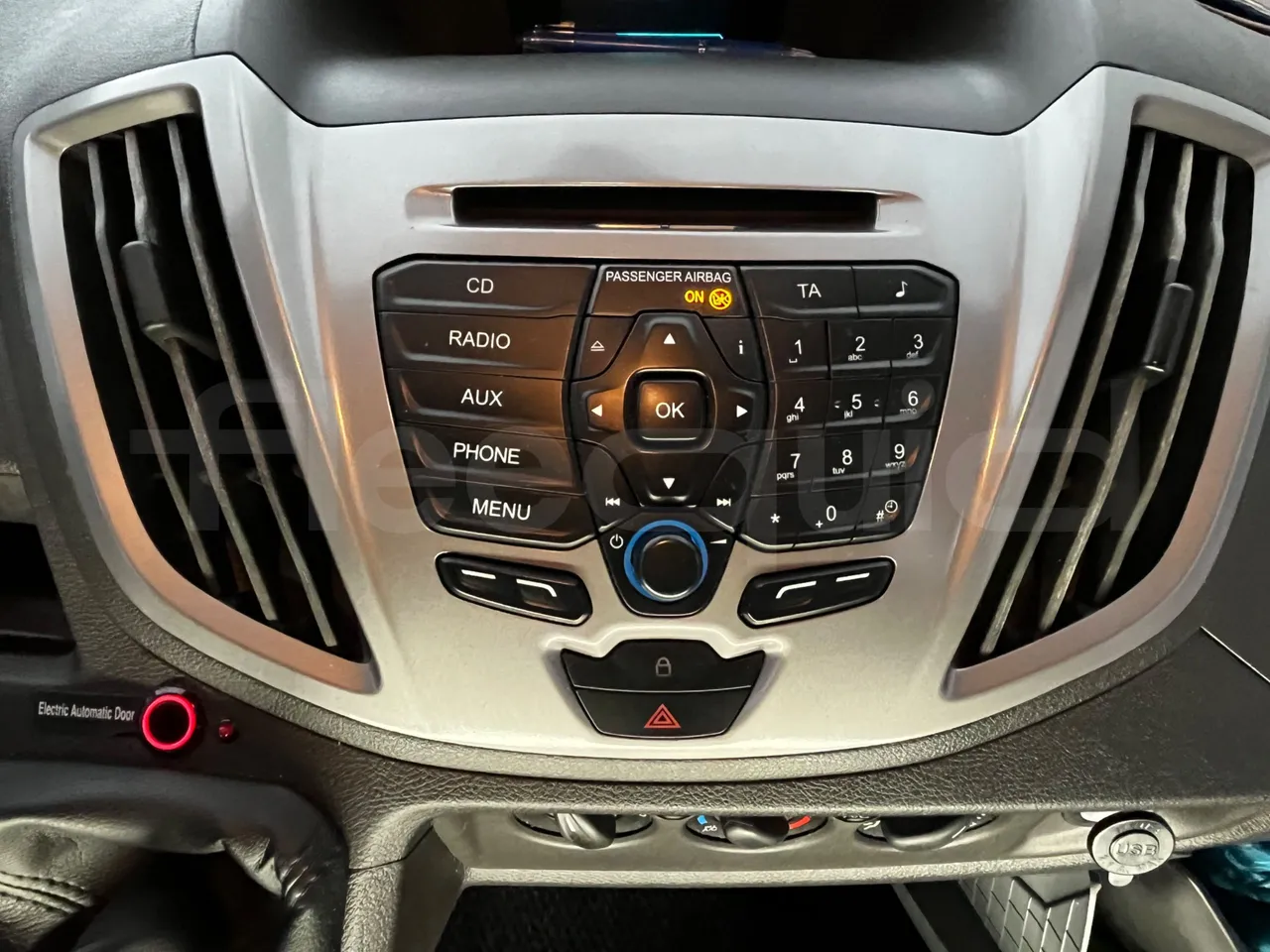 Ford Transit FBD - Euro6 - 114kW - 6.704mt - radio accessories photo