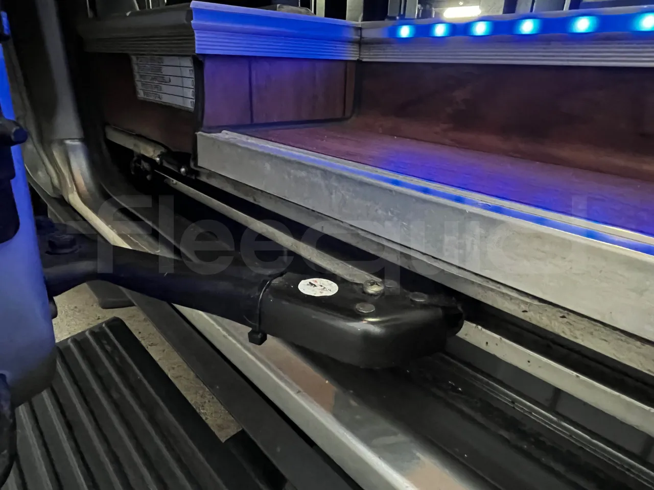 Ford Transit FBD - Euro6 - 114kW - 6.704mt - door mechanism photo