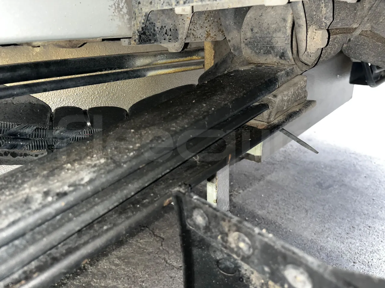 Ford Transit FBD - Euro6 - 114kW - 6.704mt - axle 2 shock absorbers 1 right