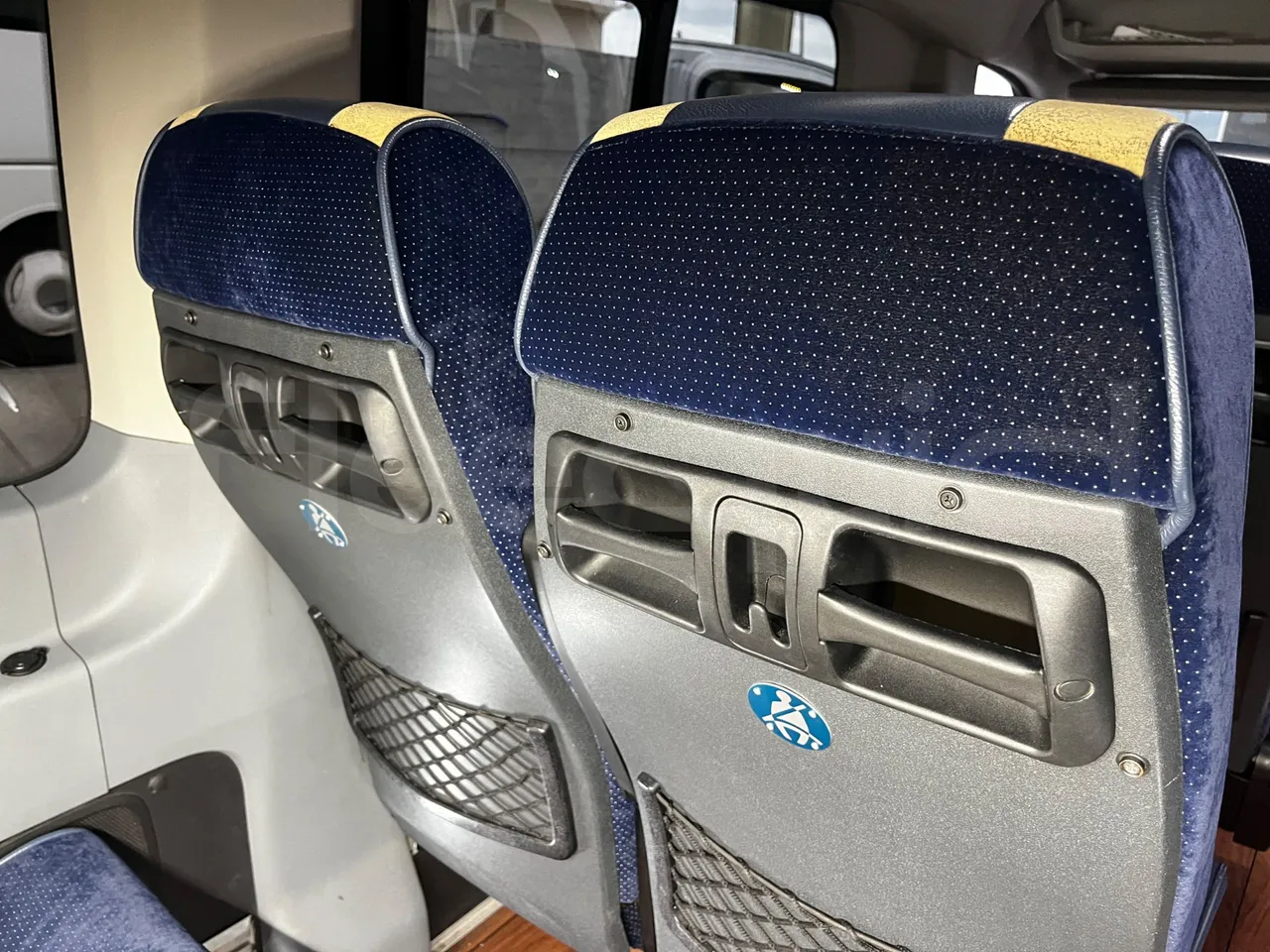 Ford Transit FBD - Euro6 - 114kW - 6.704mt - table detail photo