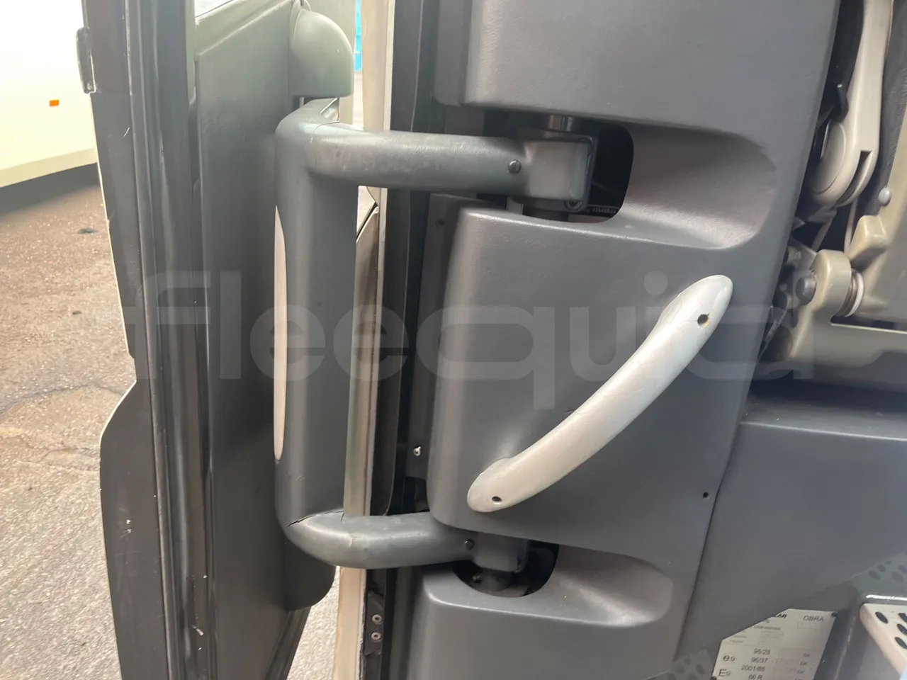 Man Ratio 18.480 - EUR5 - 353kW - 12.920m - door mechanism photo