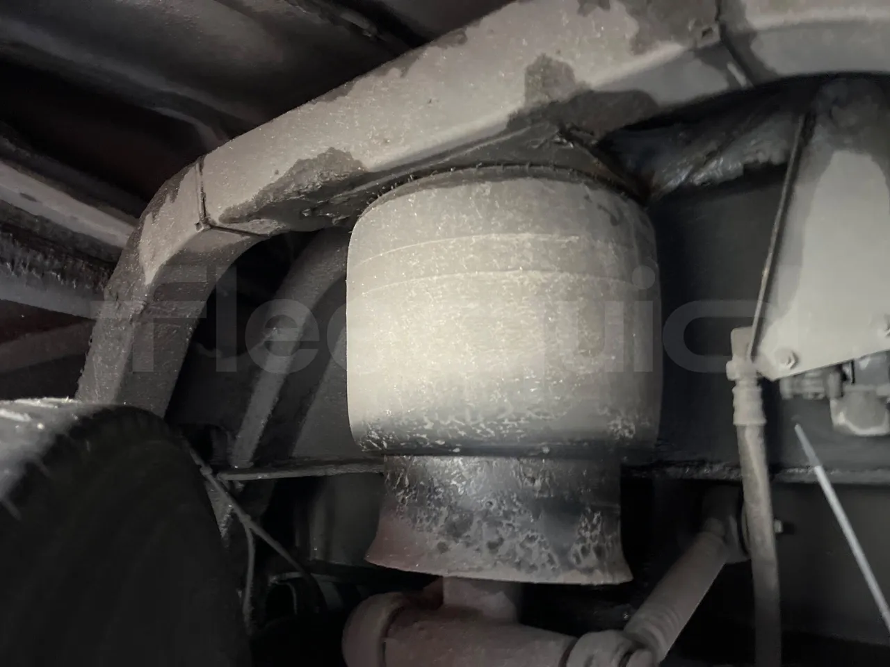 Man Ratio 18.480 - EUR5 - 353kW - 12.920m - front air springs right