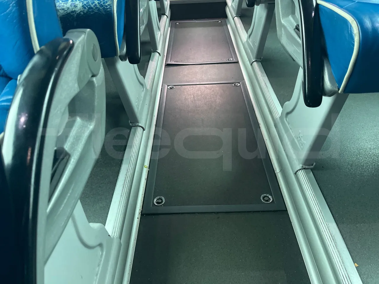 Man Ratio 18.480 - EUR5 - 353kW - 12.920m - floor hatches photo