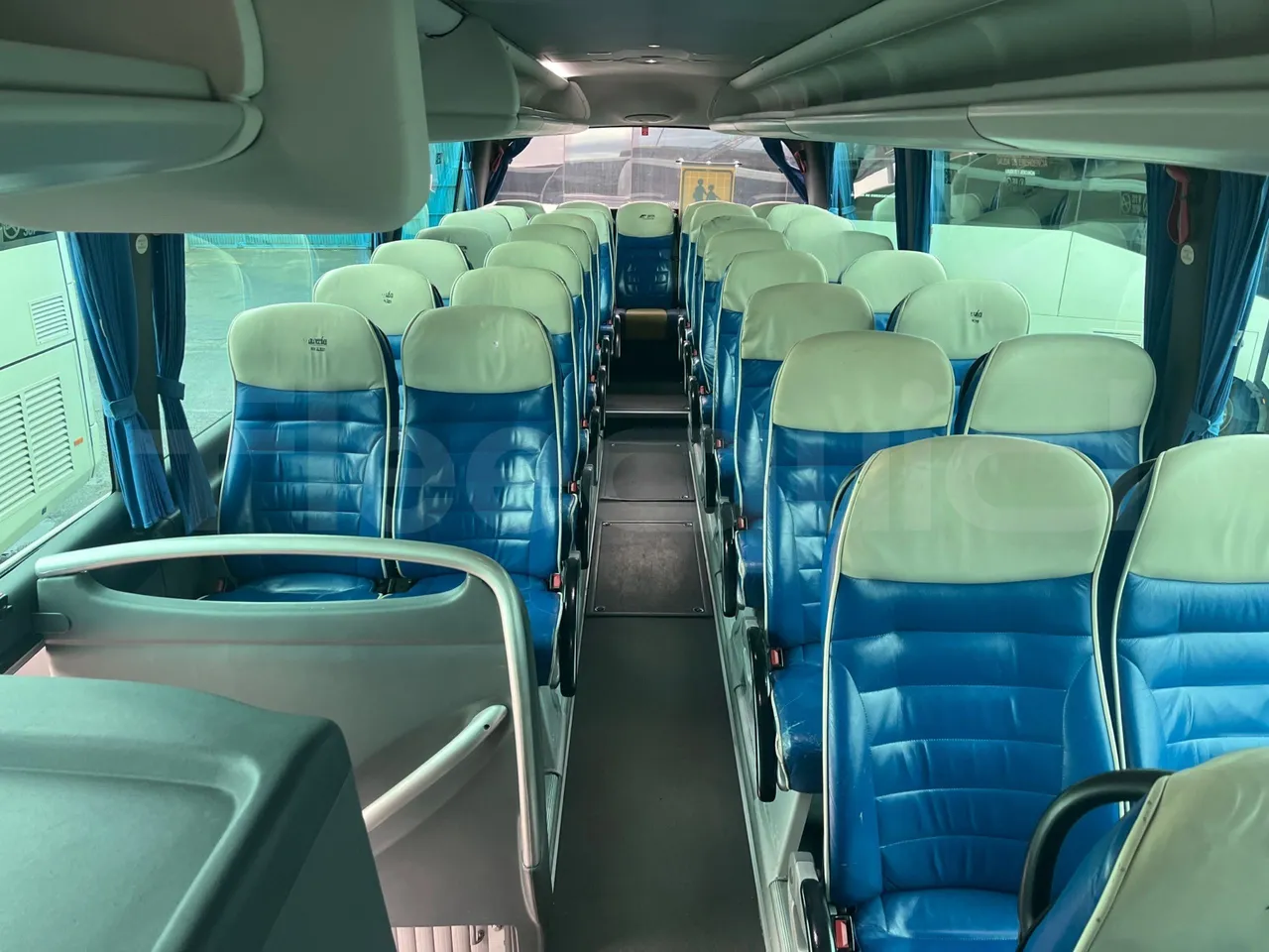 Man Ratio 18.480 - EUR5 - 353kW - 12.920m - reverse view middle aisle