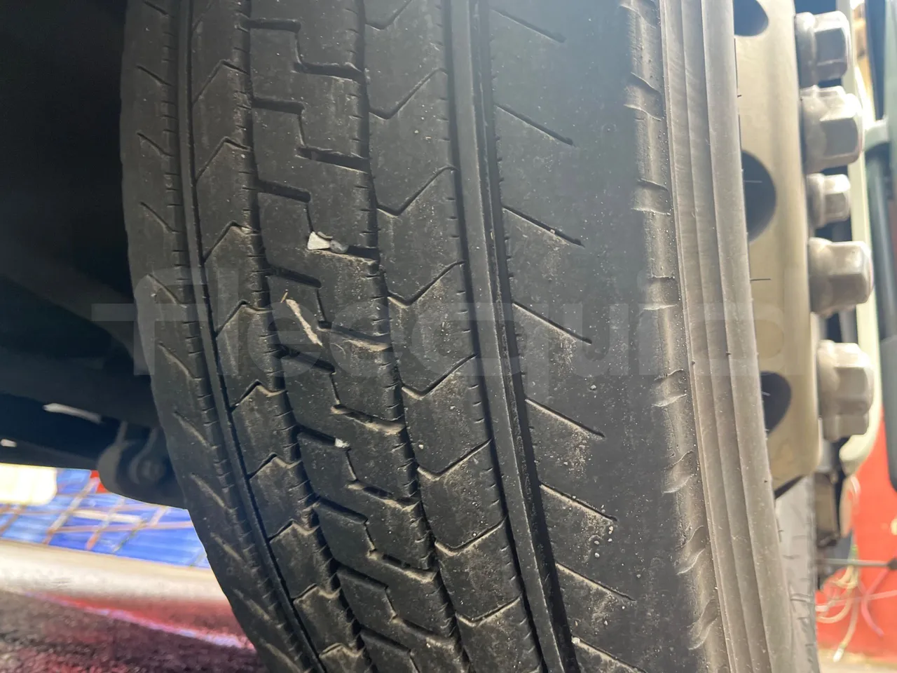 Man Ratio 18.480 - EUR5 - 353kW - 12.920m - tread condition front tires right