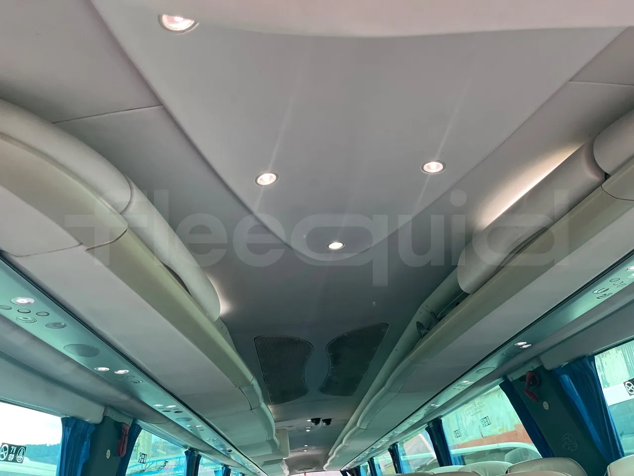Man Ratio 18.480 - EUR5 - 353kW - 12.920m - overhead compartments photo