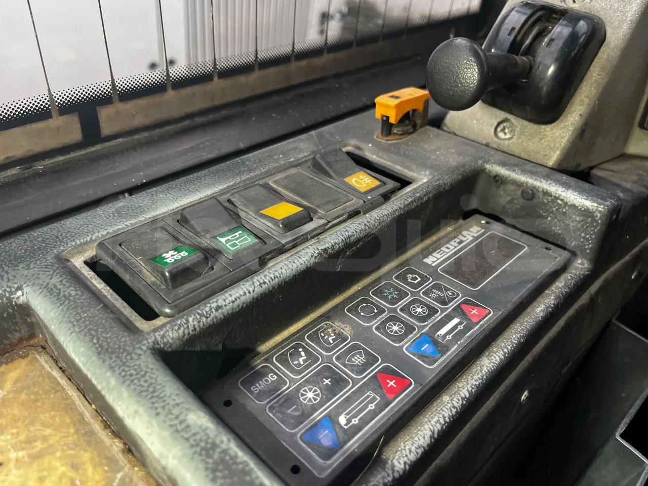 Neoplan N312 K - EUR3 - 260kW - 9.950m - onboard devices 2