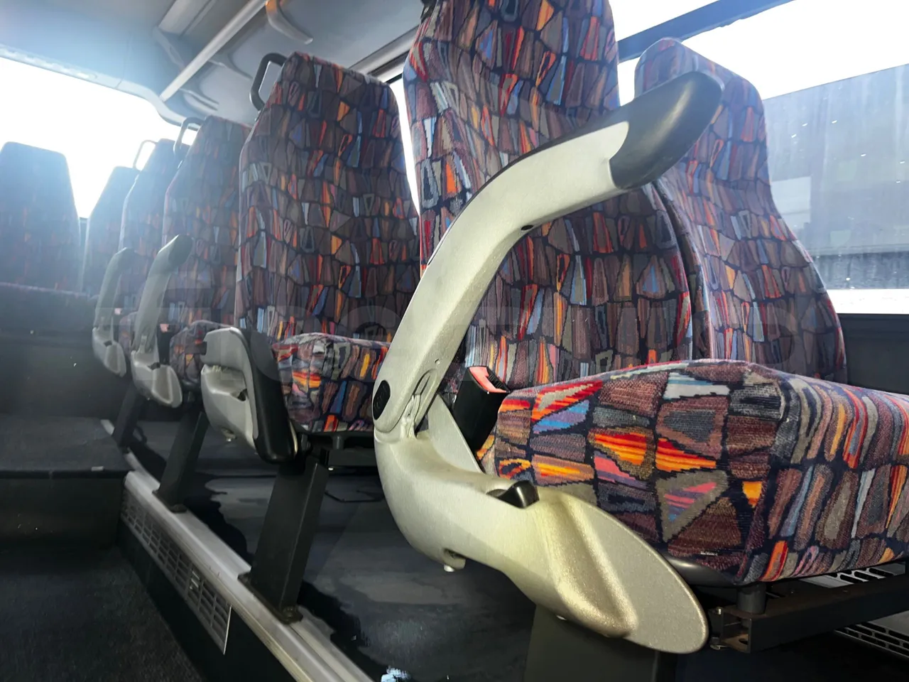 Neoplan N312 K - EUR3 - 260kW - 9.950m - armrest detail photo
