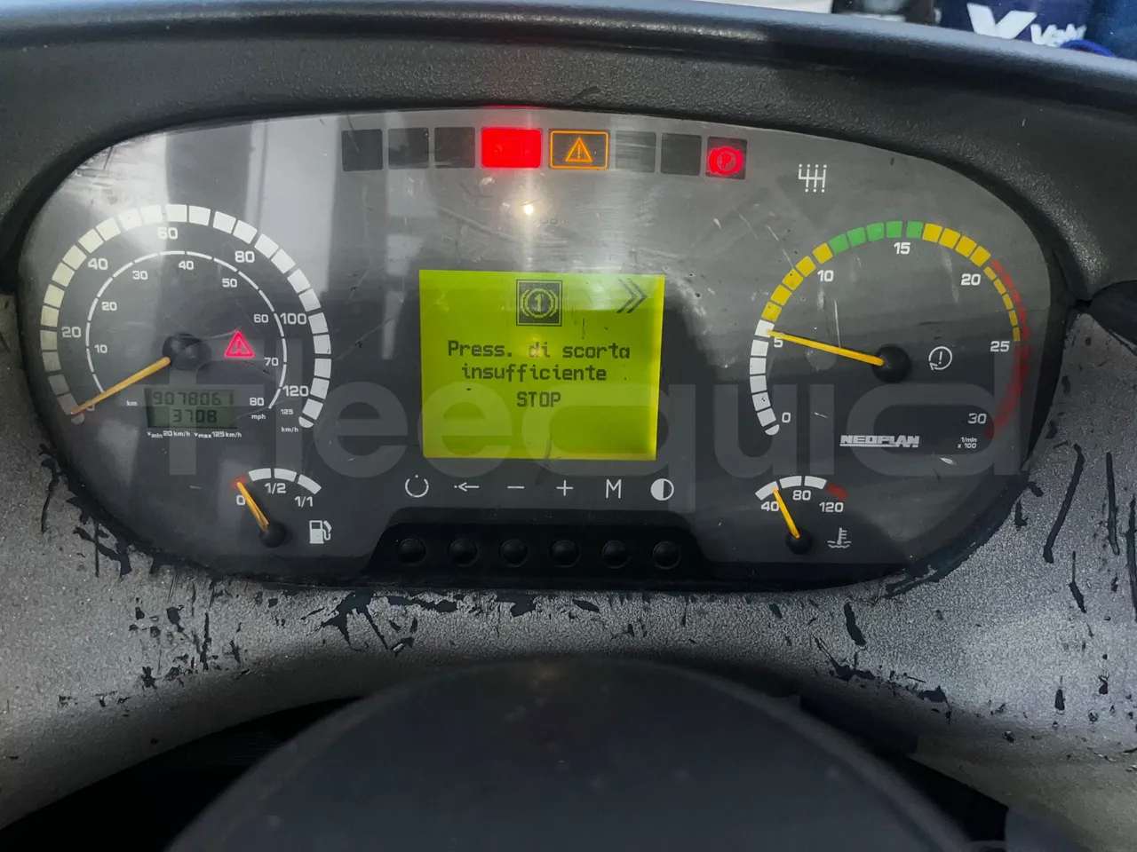 Neoplan N312 K - EUR3 - 260kW - 9.950m - dashboard lights on