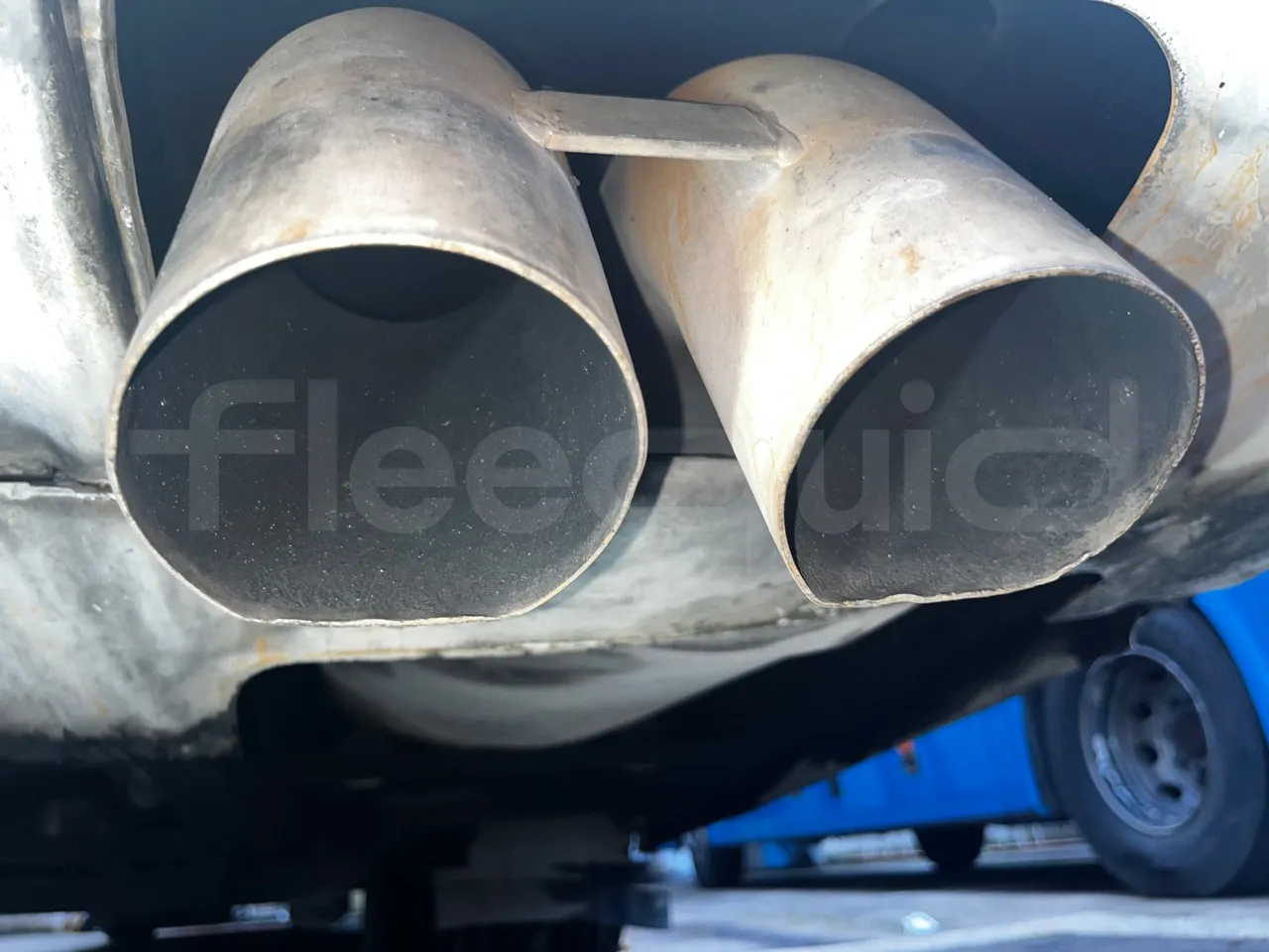 Neoplan N312 K - EUR3 - 260kW - 9.950m - exhaust photo