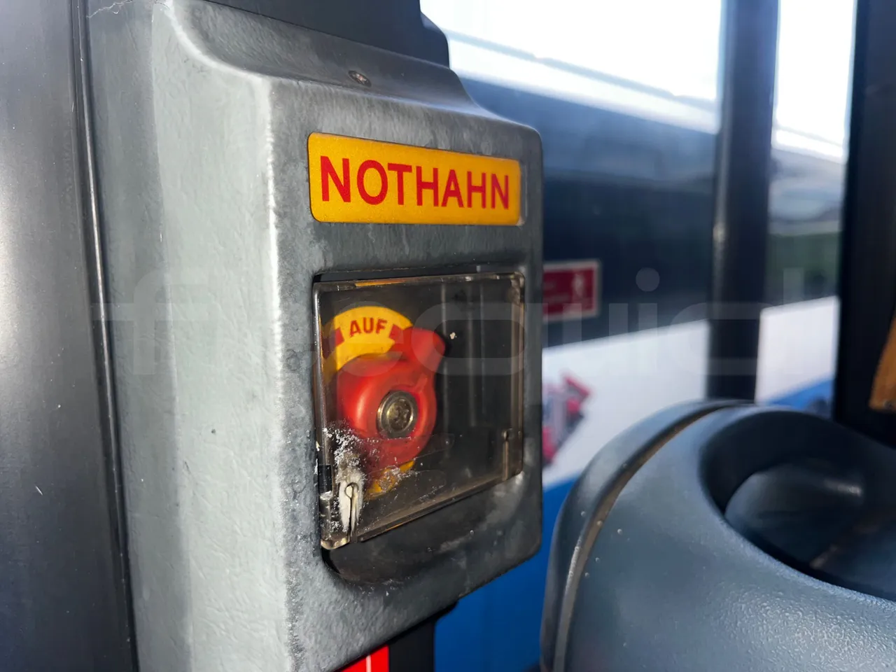 Neoplan N312 K - EUR3 - 260kW - 9.950m - folding seat photo