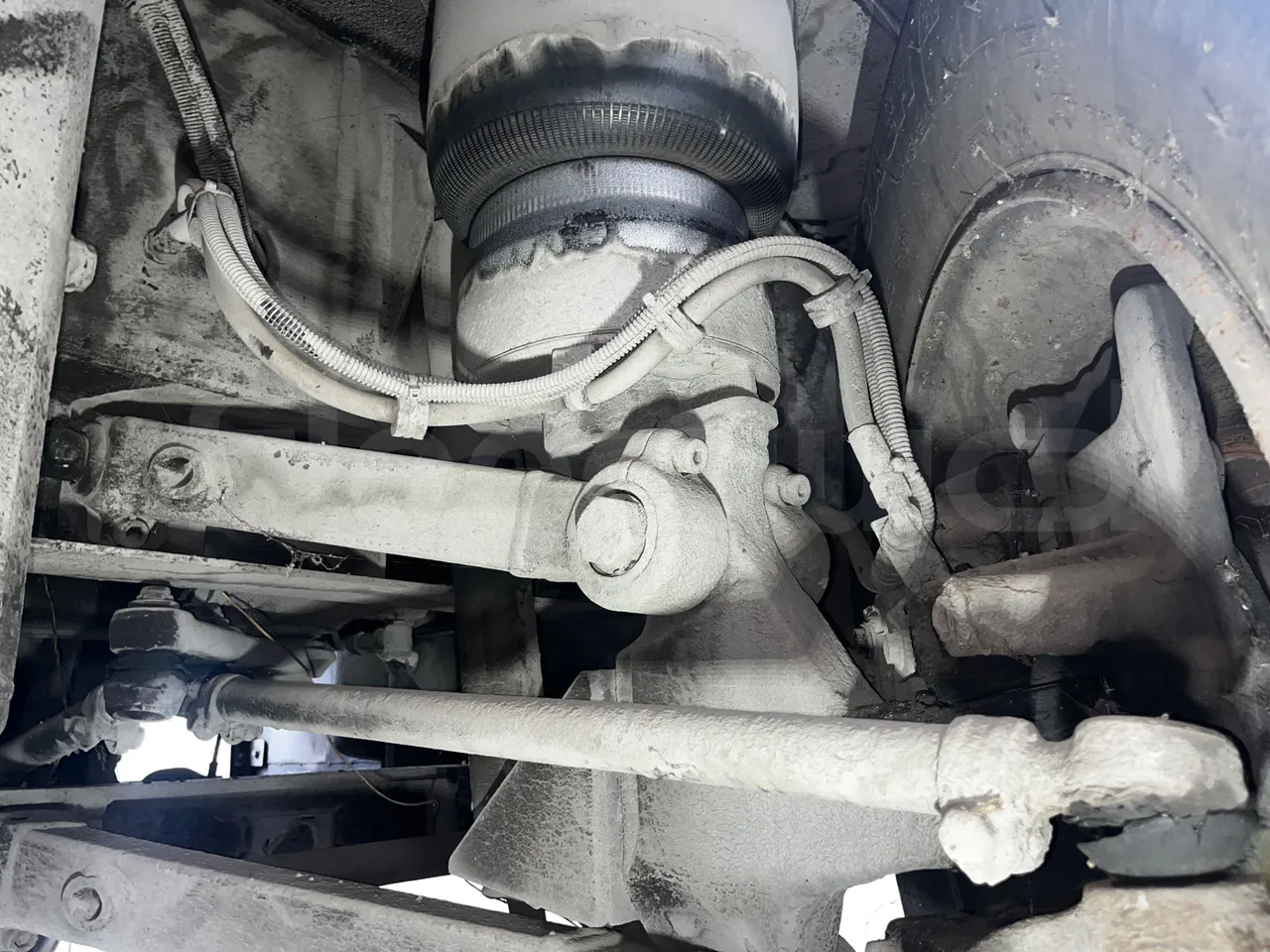 Neoplan N312 K - EUR3 - 260kW - 9.950m - front shock absorbers left