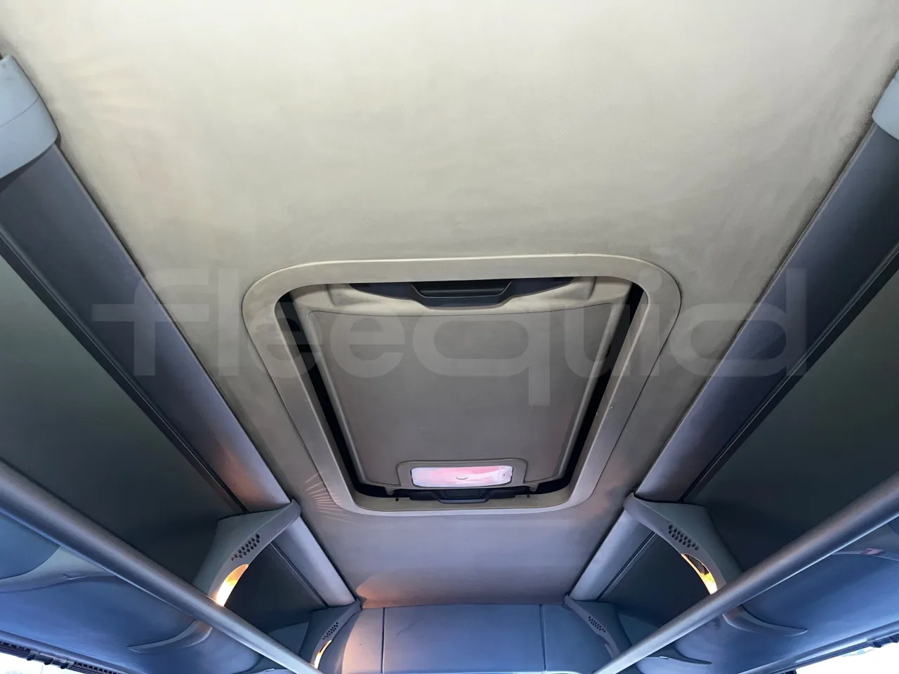 Neoplan N312 K - EUR3 - 260kW - 9.950m - roof hatch 1