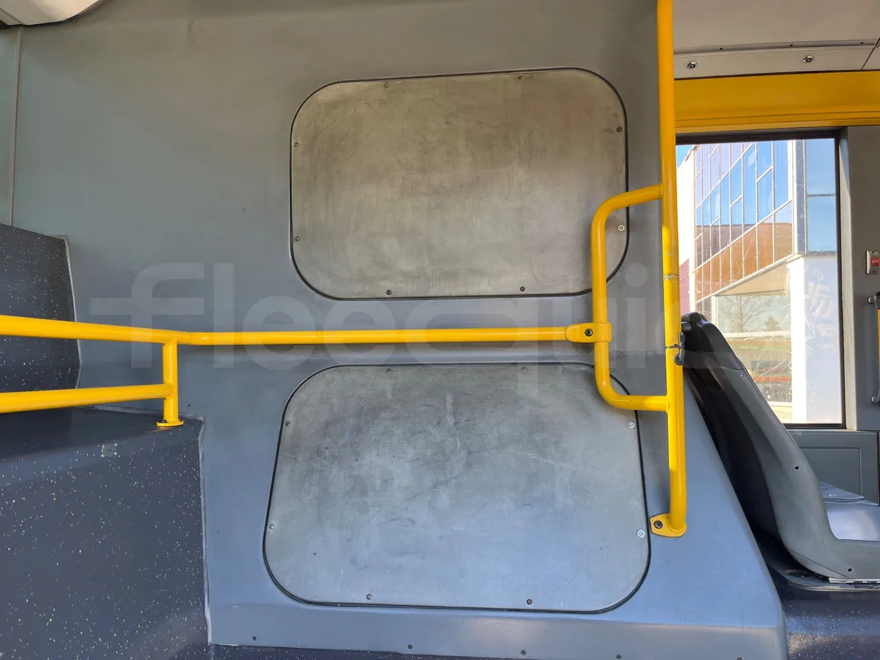 Mercedes-Benz Citaro G 0530 - EUR5 - 260kW - 17.94m - floor hatches photo