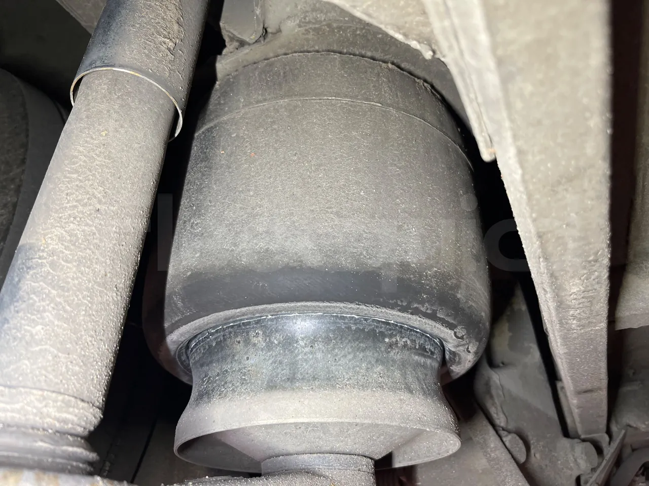 Mercedes-Benz Citaro G 0530 - EUR5 - 260kW - 17.94m - axle 3 air springs 1 right