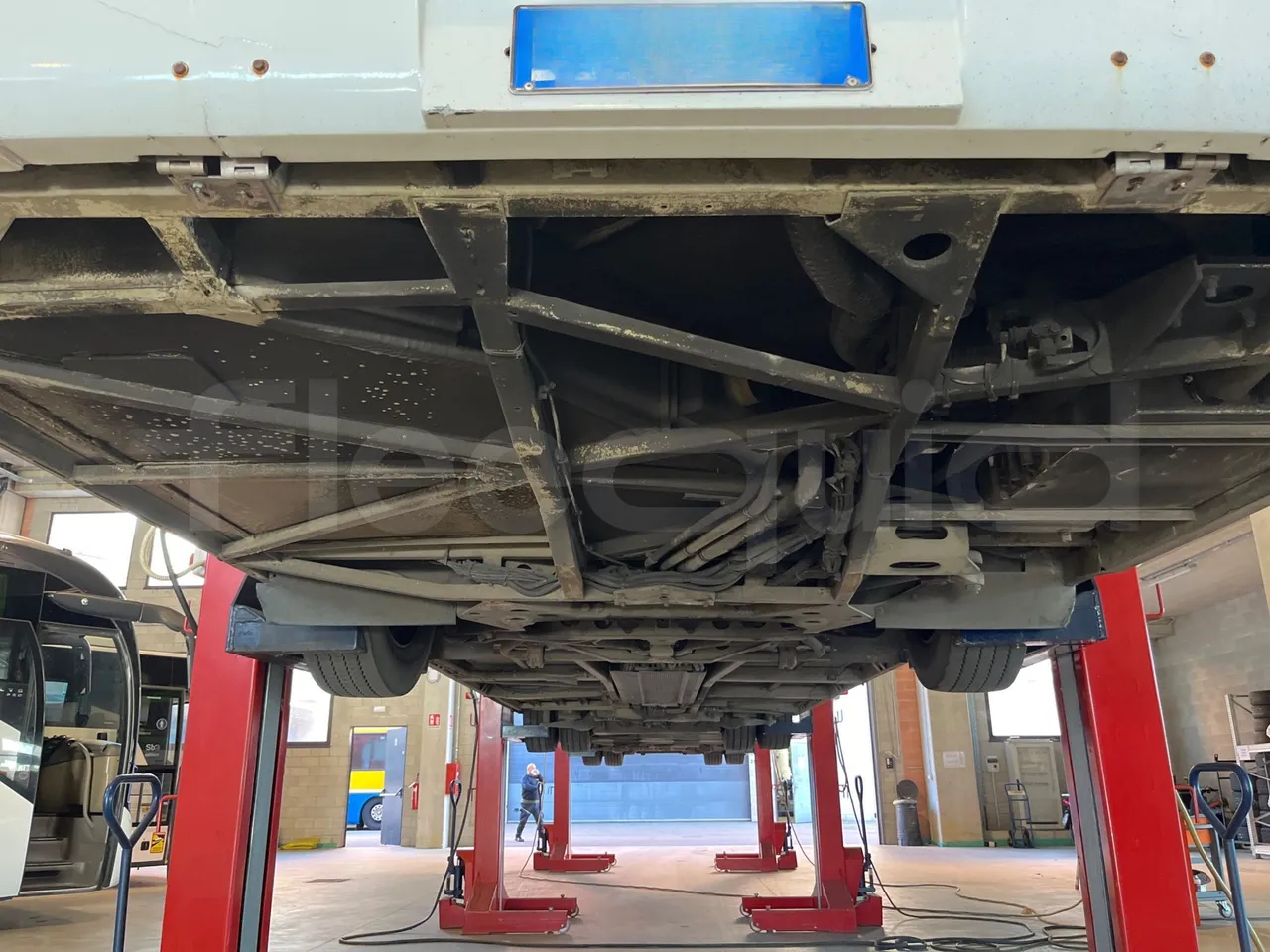 Mercedes-Benz Citaro G 0530 - EUR5 - 260kW - 17.94m - front undercarriage from front