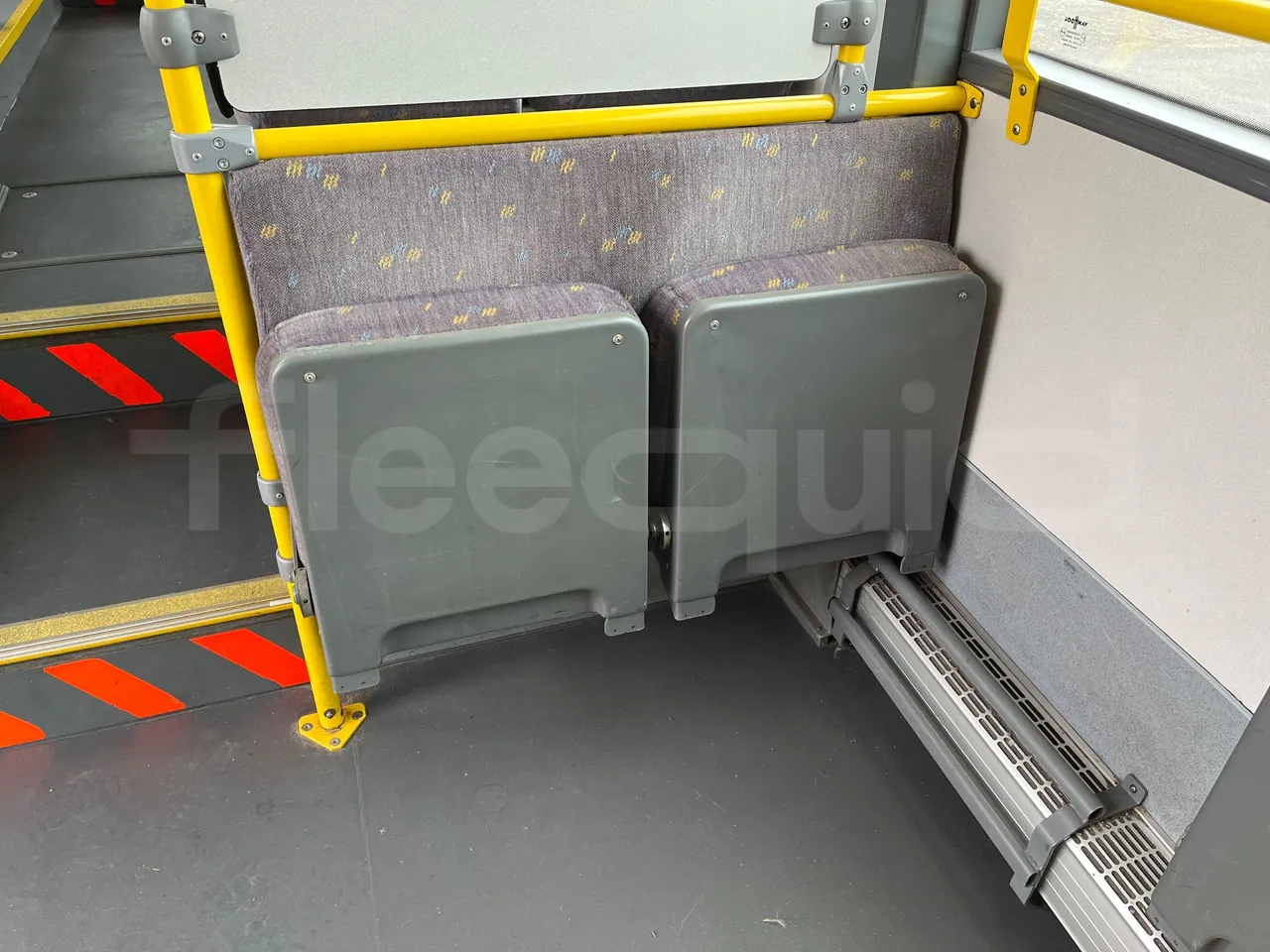 Van Hool A360 02N - Euro5 - 188kW - 12mt - folding seat photo