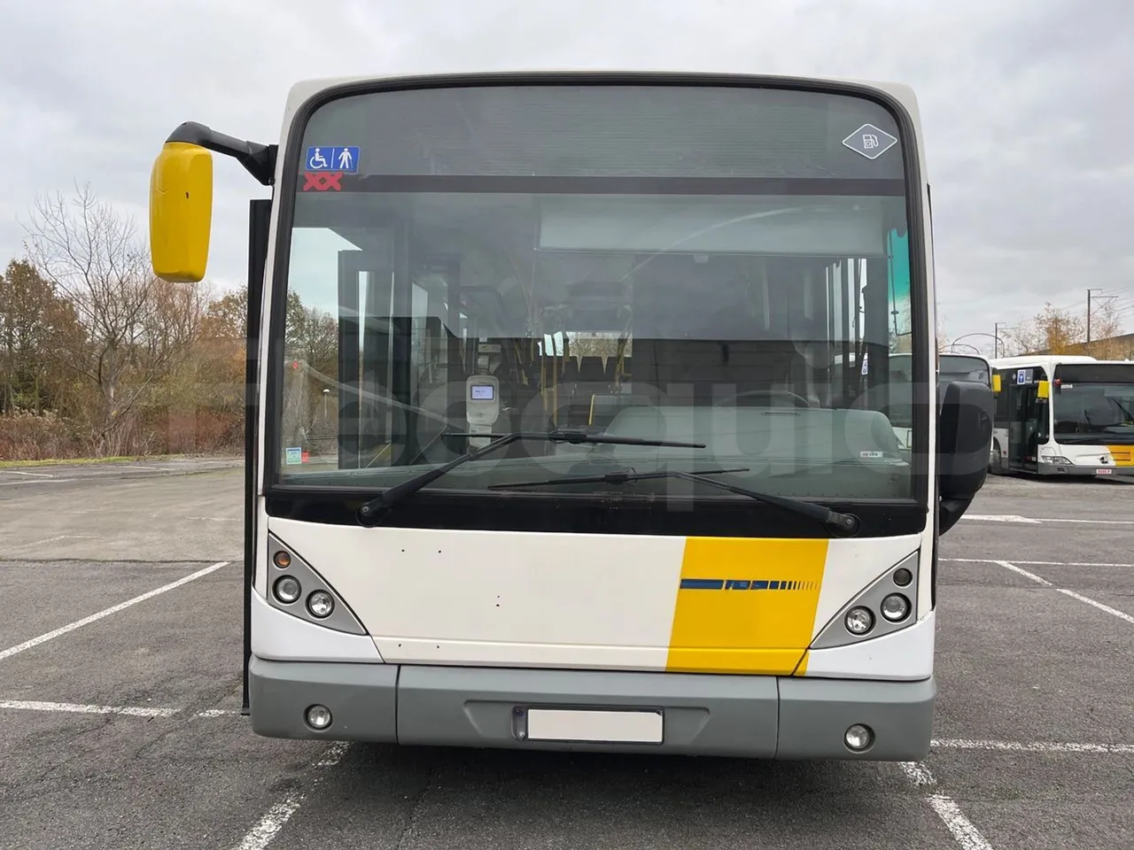 Van Hool A360 02N - Euro5 - 188kW - 12mt - front photo