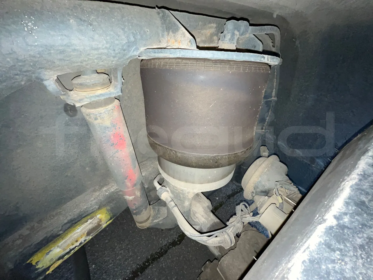 Van Hool A360 02N - Euro5 - 188kW - 12mt - front shock absorbers right