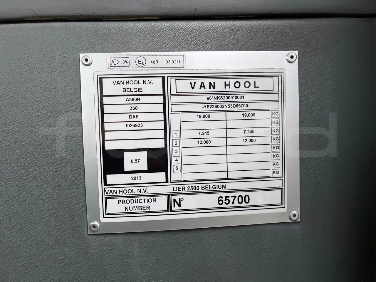 Van Hool A360 02N - Euro5 - 188kW - 12mt - vehicle plate photo