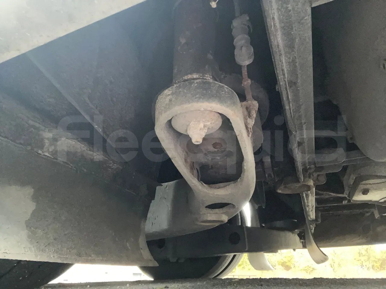 Van Hool A360 02N - Euro5 - 188kW - 12mt - axle 2 shock absorbers 2 left