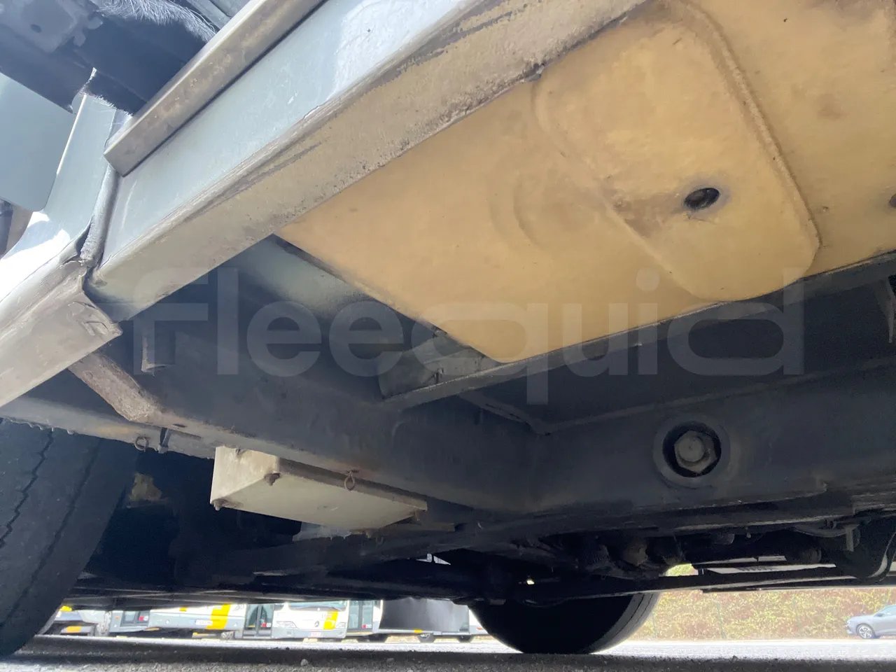 Van Hool A360 02N - Euro5 - 188kW - 12mt - front axle right side