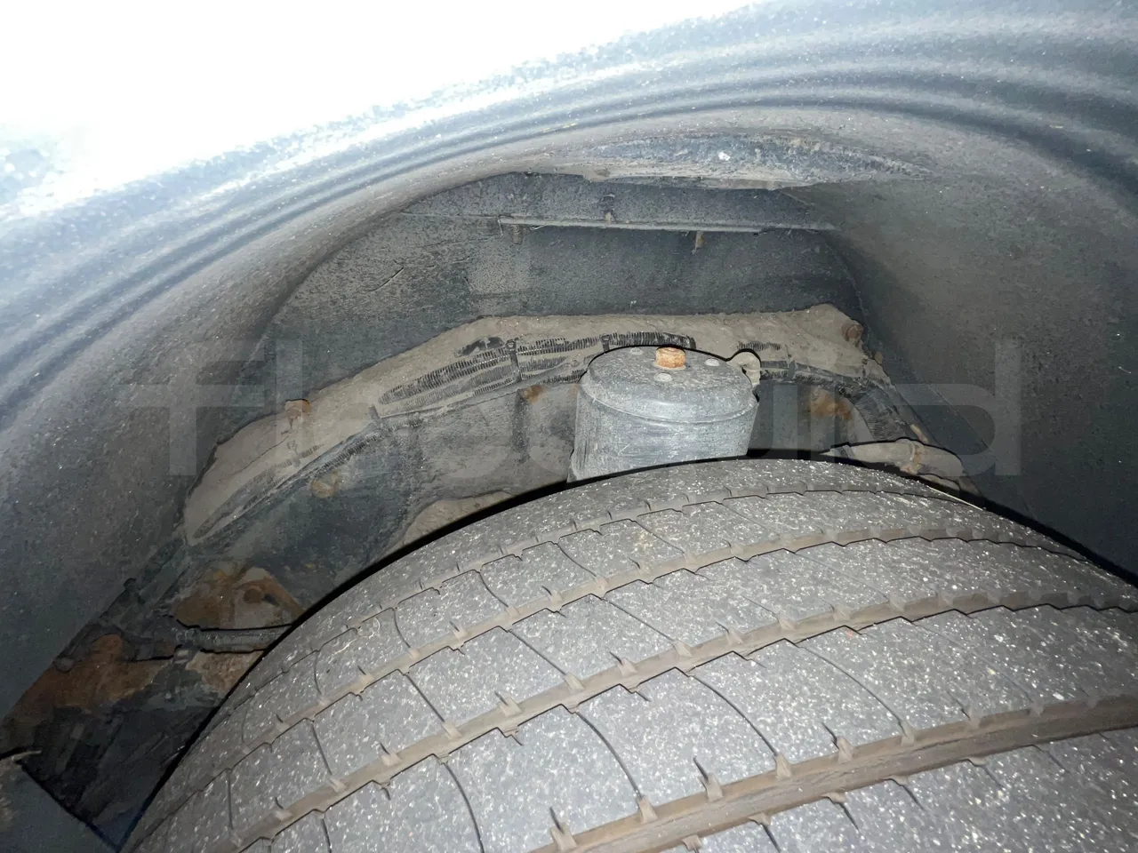 Volvo G891H L291LH24J8100 / Euro 6 - 177 Kw - 18.750 Mt - axel 3 caliper brakes left