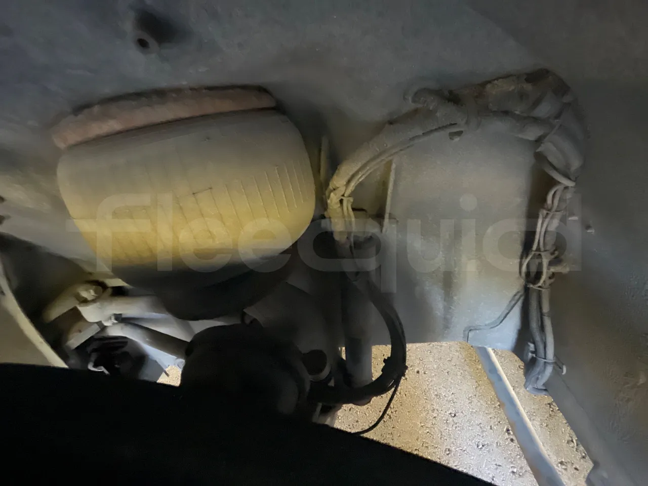 Volvo G891H L291LH24J8100 / Euro 6 - 177 Kw - 18.750 Mt - front brake calipers left