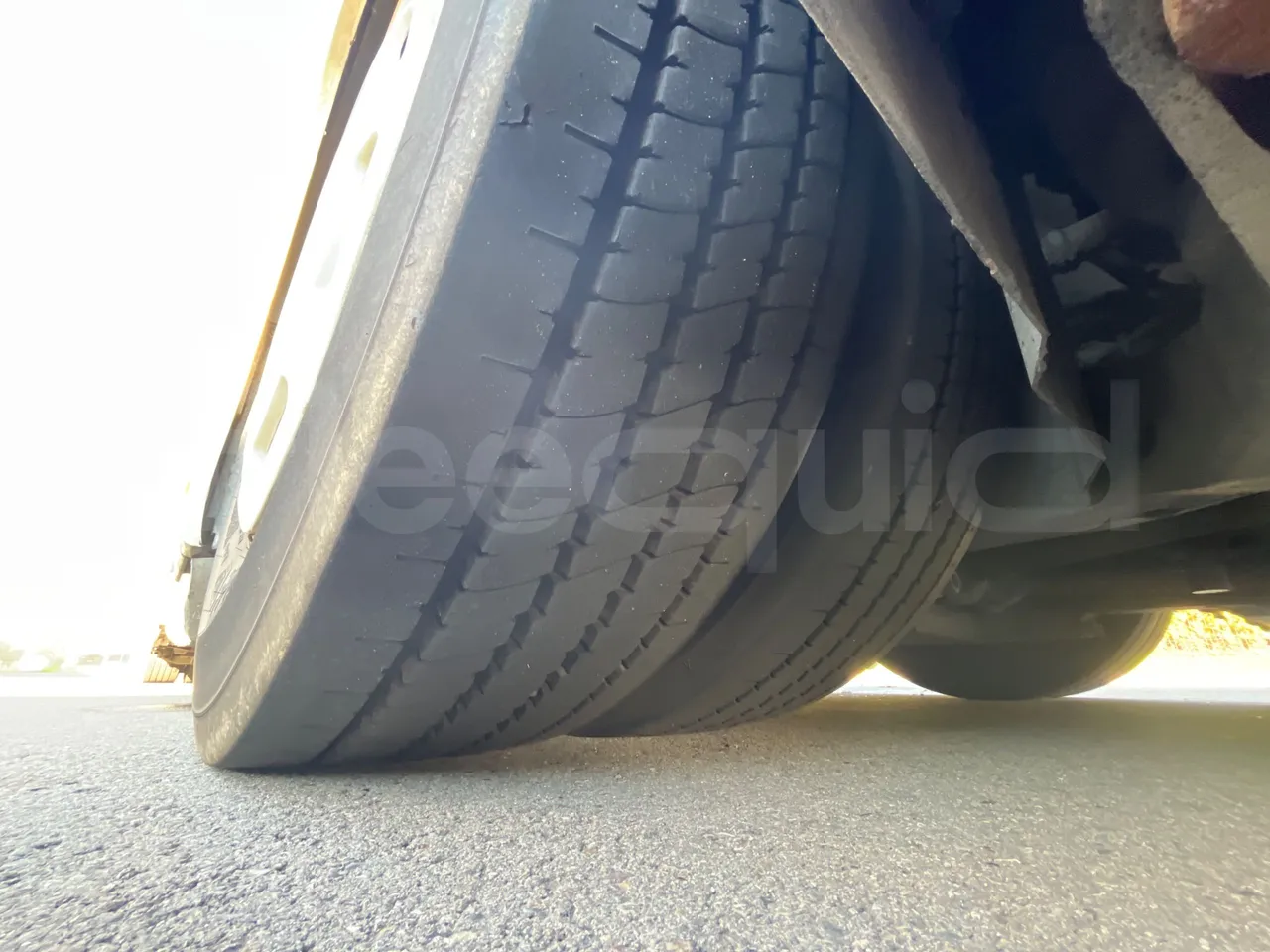 Volvo G891H L291LH24J8100 / Euro 6 - 177 Kw - 18.750 Mt - tread condition second axle tires right