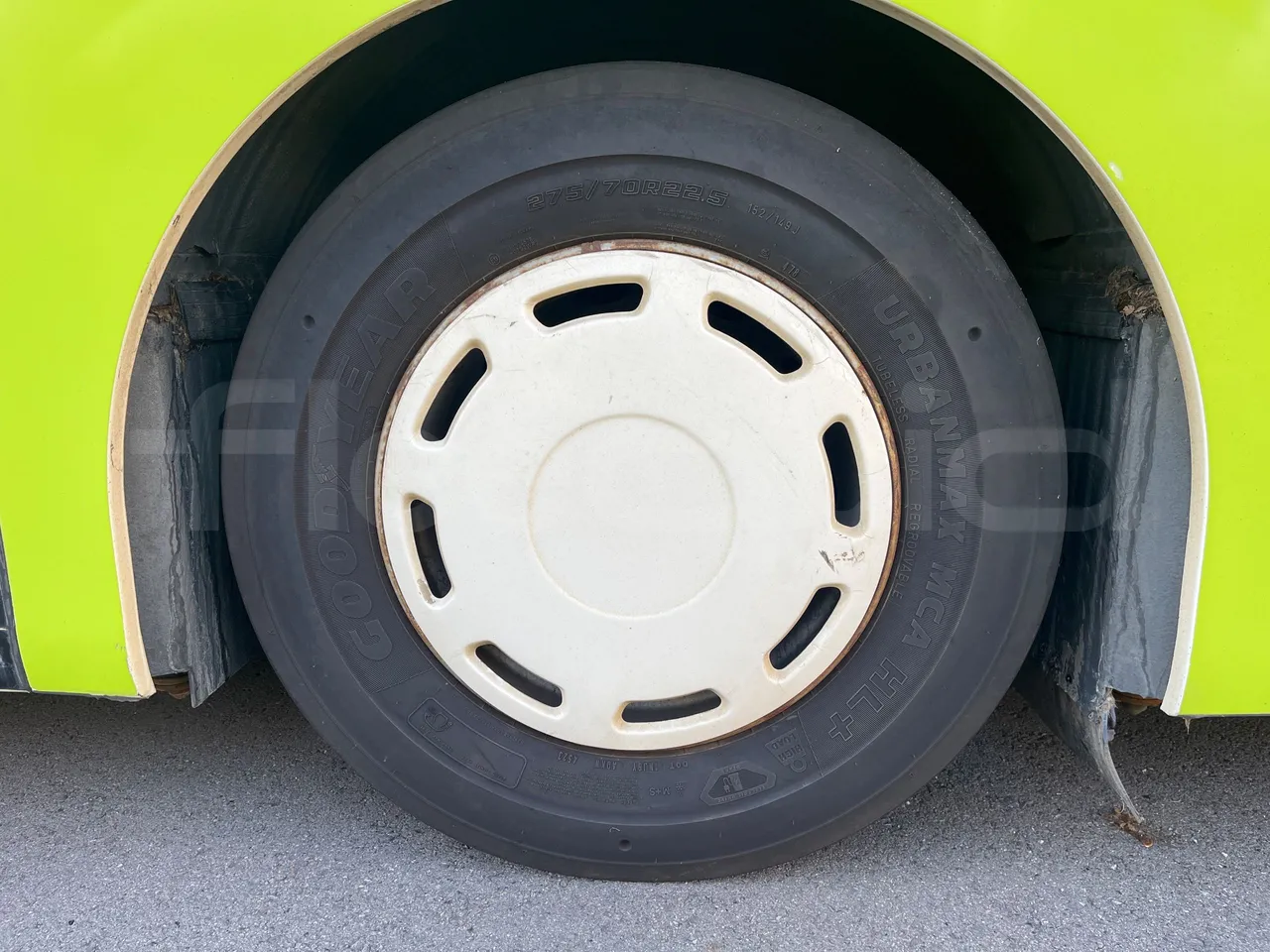 Volvo G891H L291LH24J8100 / Euro 6 - 177 Kw - 18.750 Mt - rear left tire photo