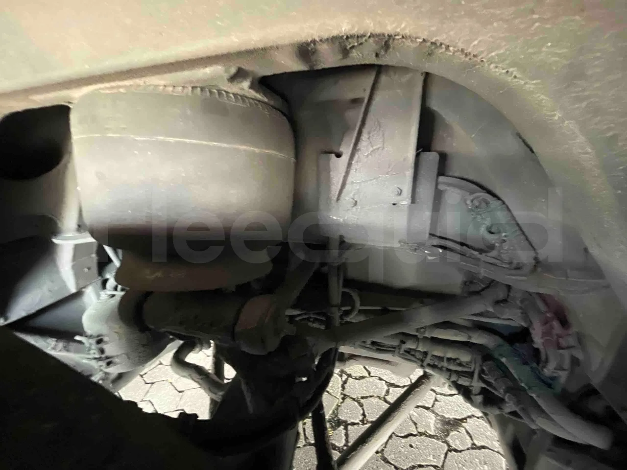 Neoplan Skyliner L - EUR6 - 371kW - 14.0000m - front brake calipers right