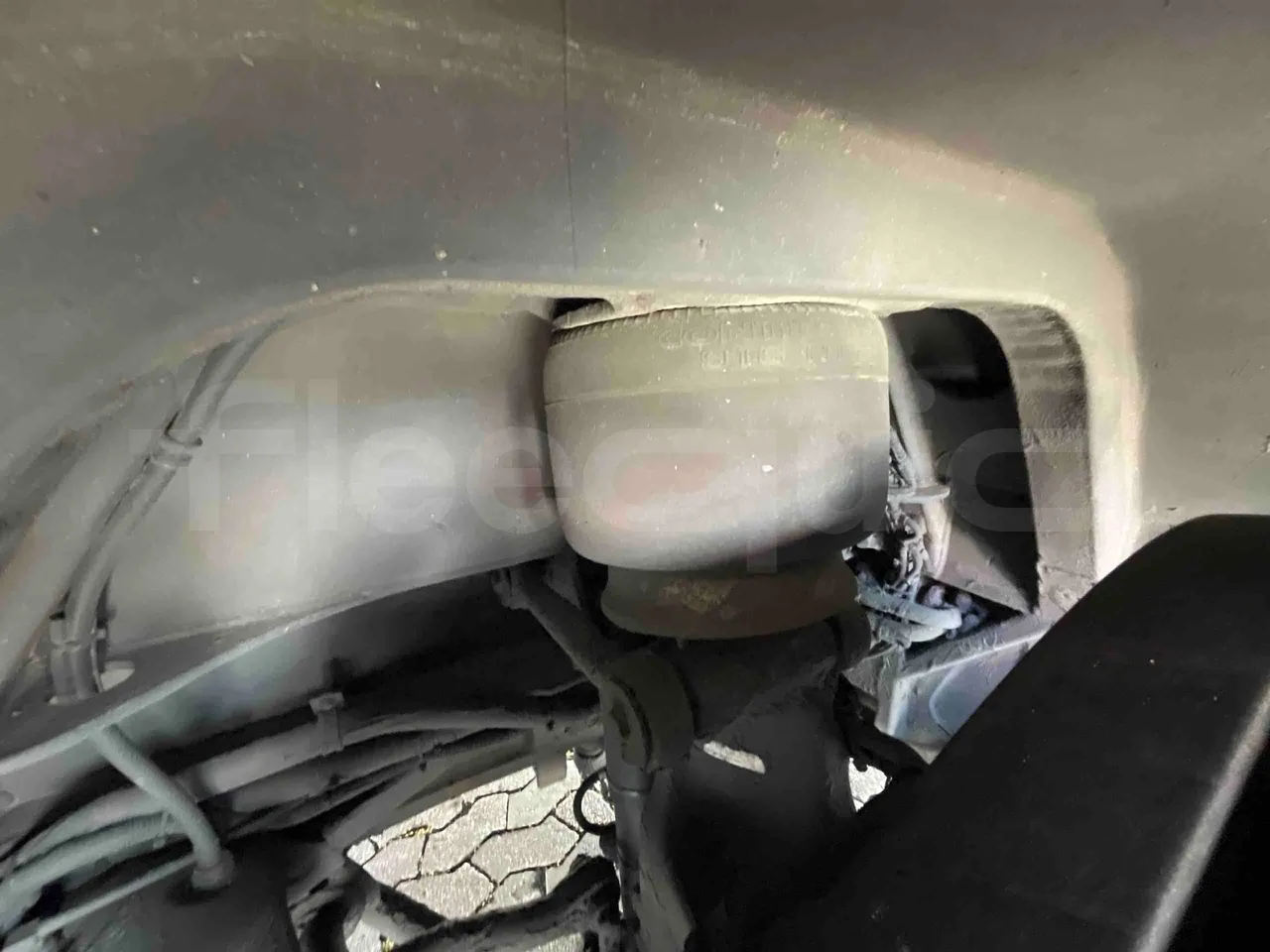 Neoplan Skyliner L - EUR6 - 371kW - 14.0000m - front shock absorbers right