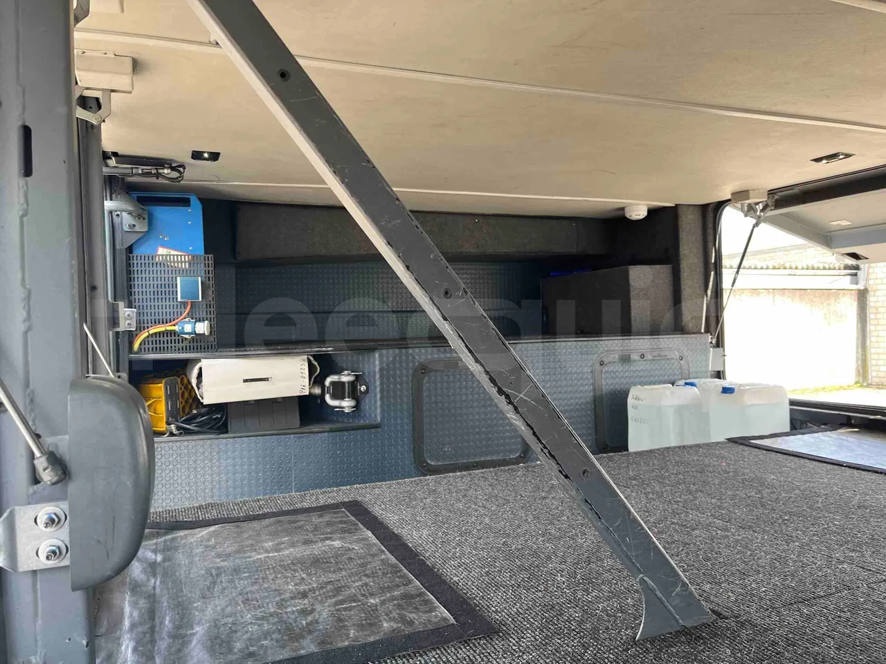 Neoplan Skyliner L - EUR6 - 371kW - 14.0000m - internal frame rust check