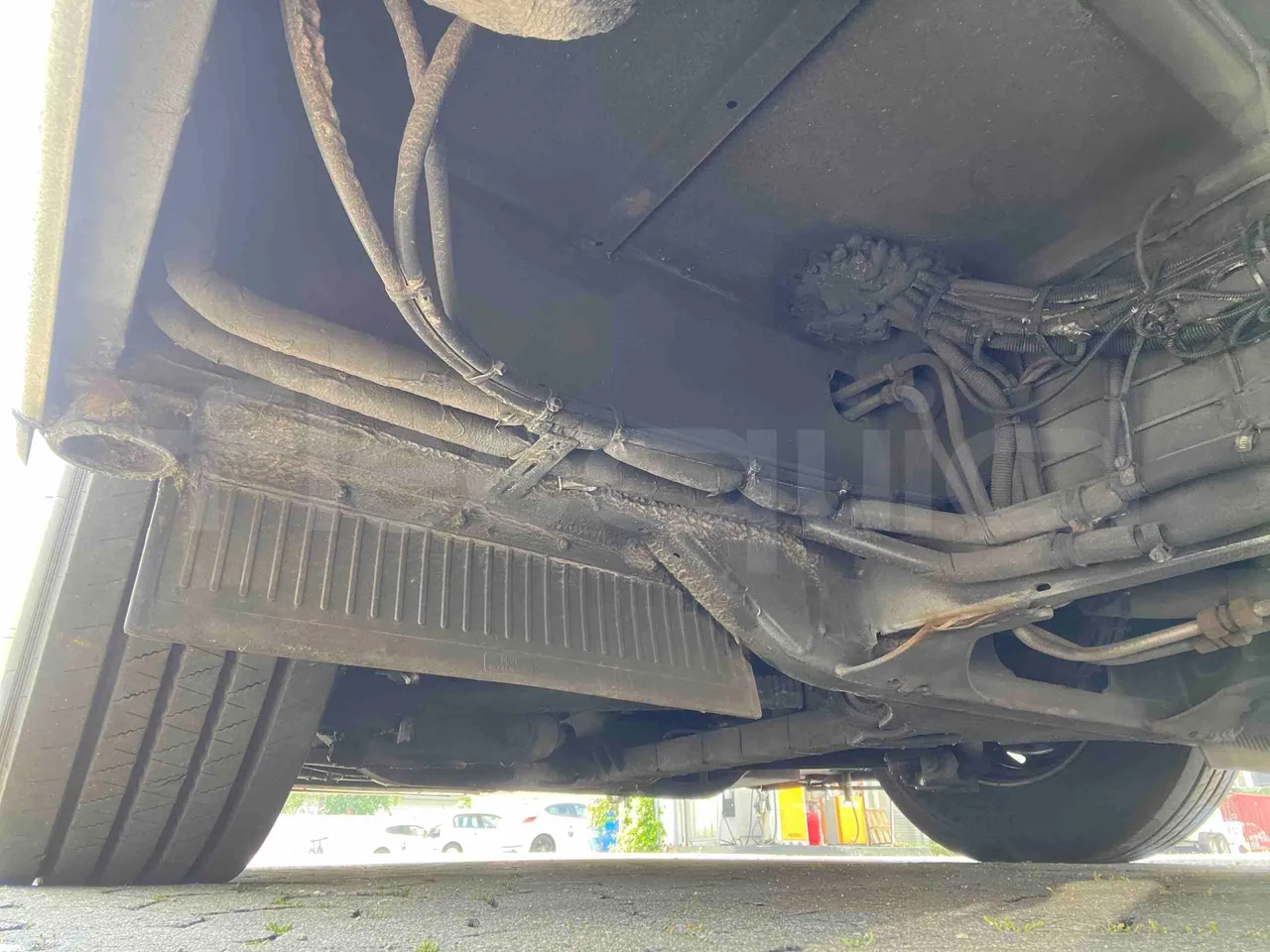Neoplan Skyliner L - EUR6 - 371kW - 14.0000m - central undercarriage photo
