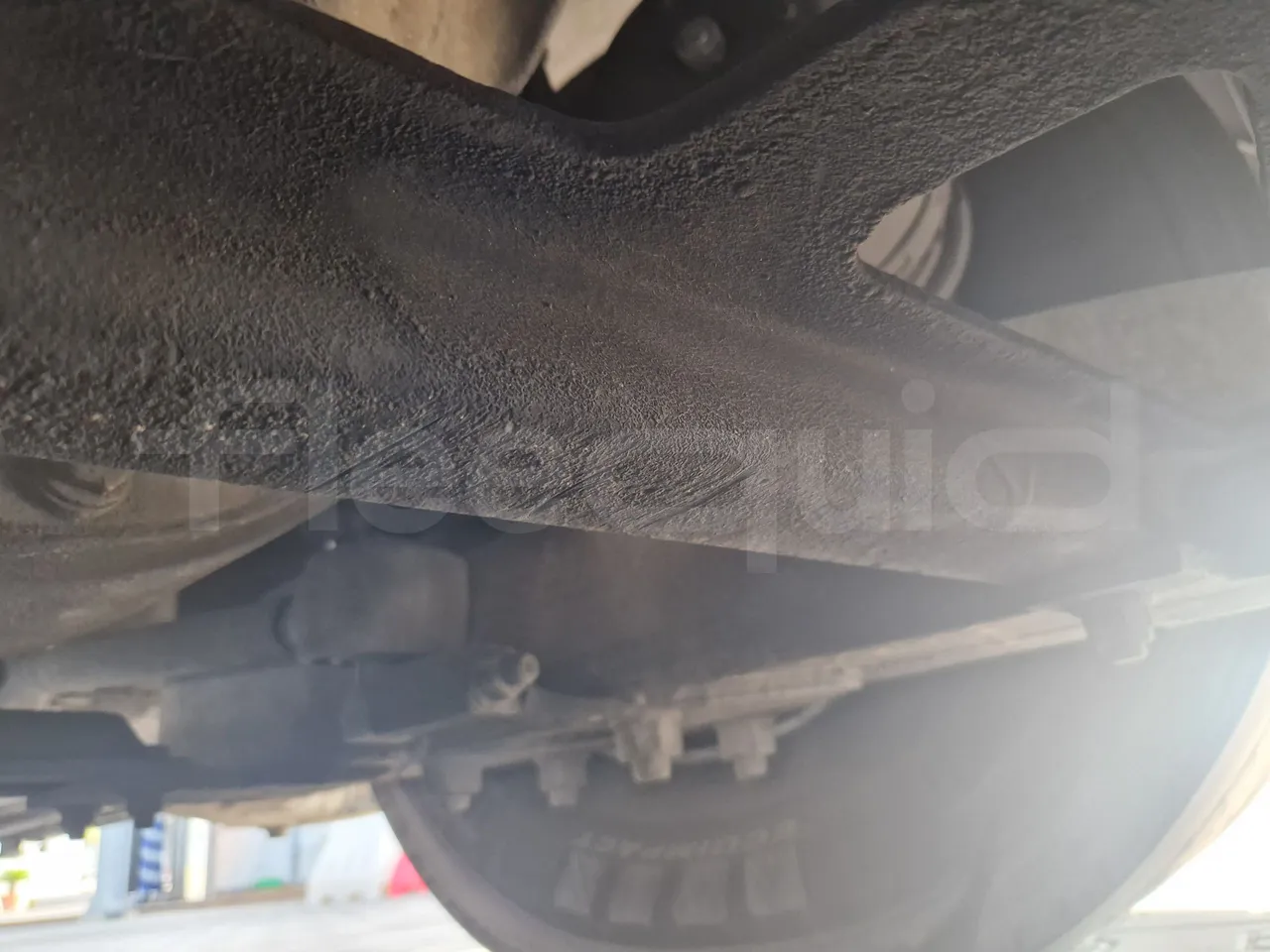 Mercedes-Benz Tourismo RHD/ Euro 5 - 300 Kw - 12,140 Mt - axle 2 discs left