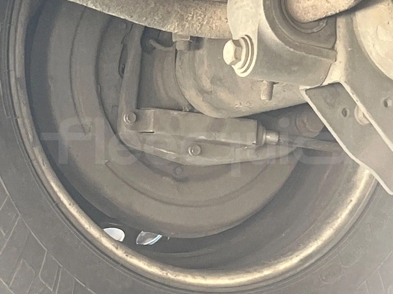 Mercedes-Benz Sprinter 906KA50 - Euro 4 - 110 kW - 7.345 mt - axle 2 caliper brakes left