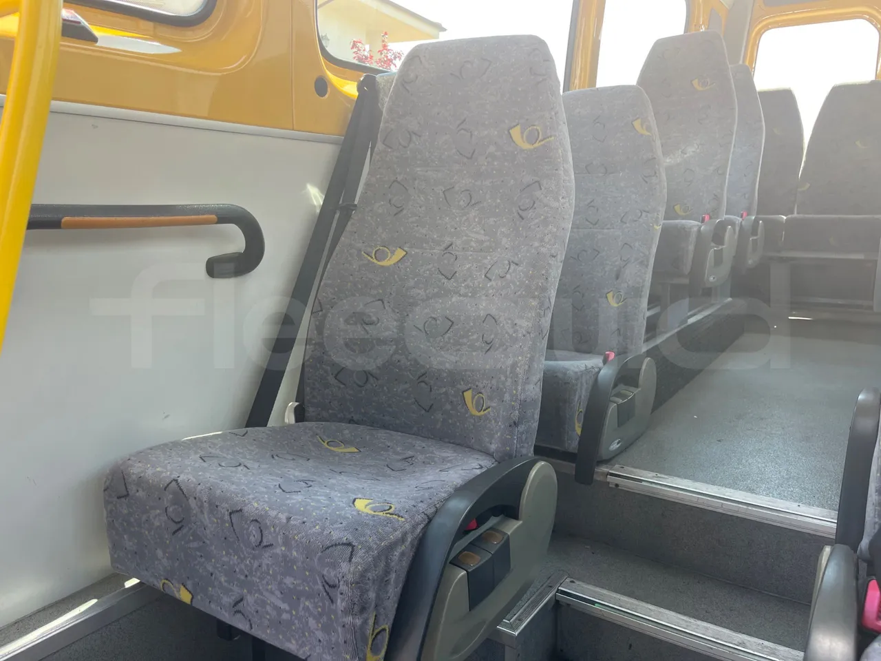 Mercedes-Benz Sprinter 906KA50 - Euro 4 - 110 kW - 7.345 mt - single seat detail