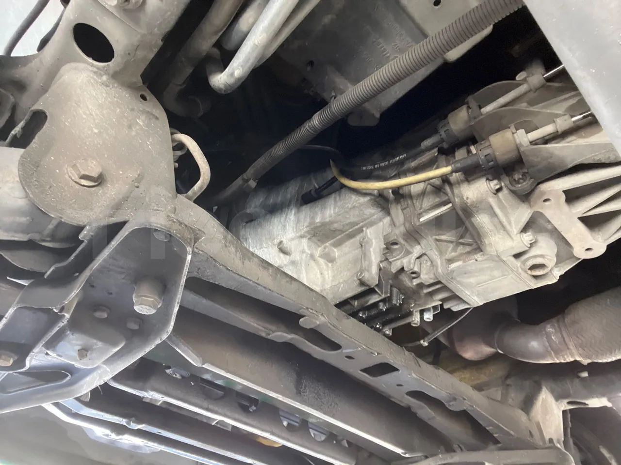 Mercedes-Benz Sprinter 906KA50 - Euro 4 - 110 kW - 7.345 mt - gearbox photo