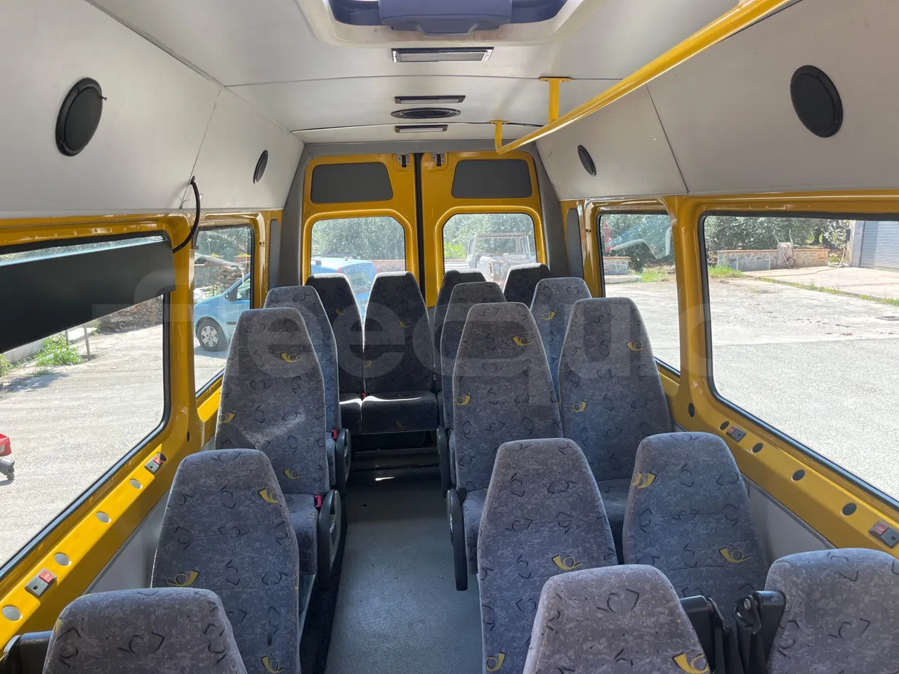 Mercedes-Benz Sprinter 906KA50 - Euro 4 - 110 kW - 7.345 mt - reverse view middle aisle