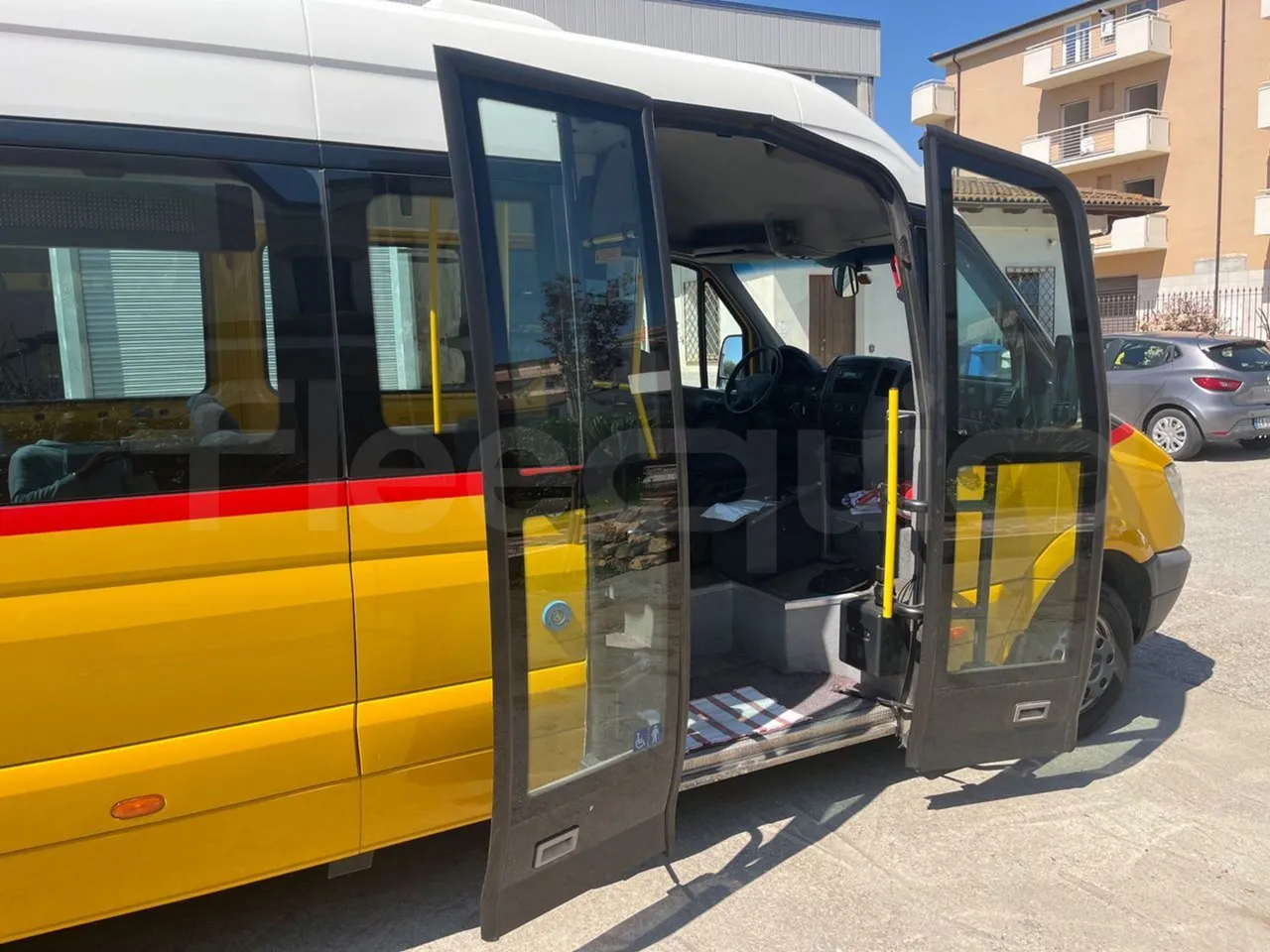 Mercedes-Benz Sprinter 906KA50 - Euro 4 - 110 kW - 7.345 mt - platform open photo