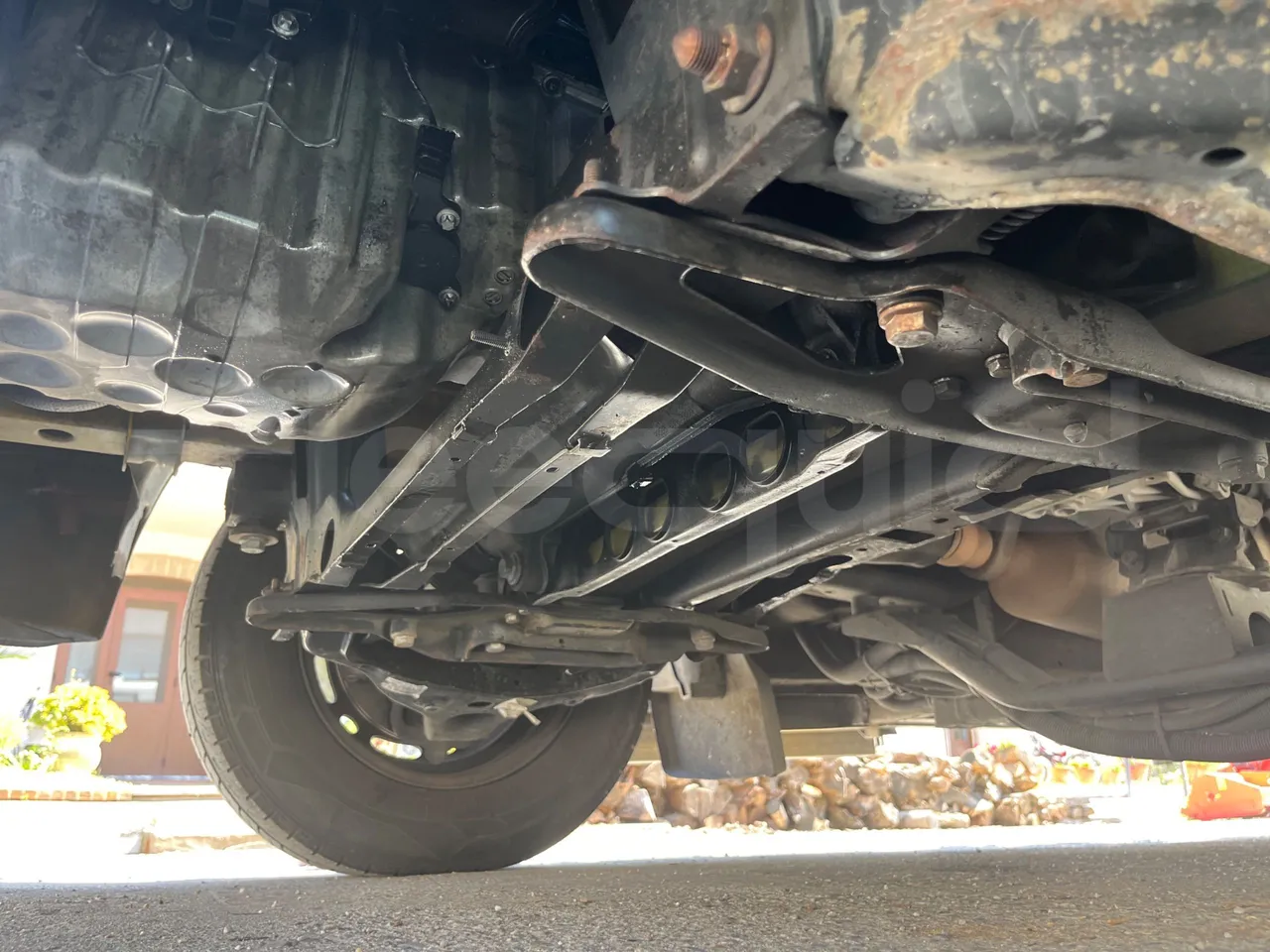 Mercedes-Benz Sprinter 906KA50 - Euro 4 - 110 kW - 7.345 mt - front axle right side