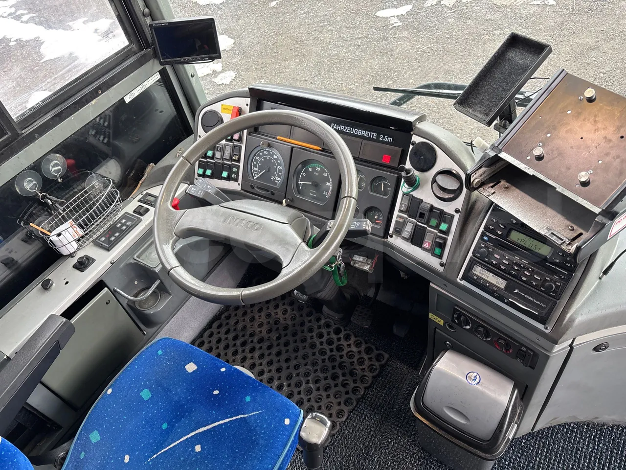 Irisbus Midys 395E.9.27 - EURO4 - 194kW - 9,60m - buttons panels on